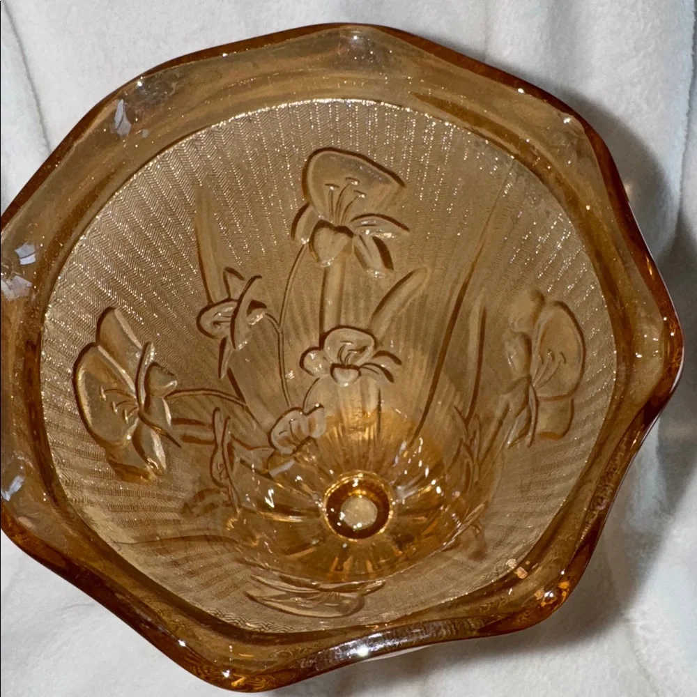 Vintage Jeannette Marigold Carnival Glass Footed Vase Iris & Herringbone 9